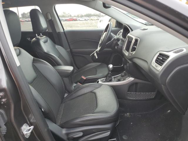 Photo 5 from auction – 2020 JEEP COMPASS LA with VIN 3C4NJDBBXLT206068