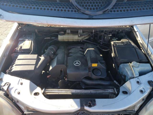 Photo 7 from auction – 2001 MERCEDES-BENZ ML 320 with VIN 4JGAB54E51A237446