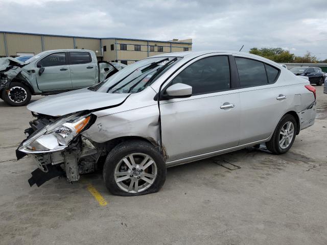 NISSAN VERSA S 2016 with VIN 3N1CN7AP7GL889284 - Photo from auction