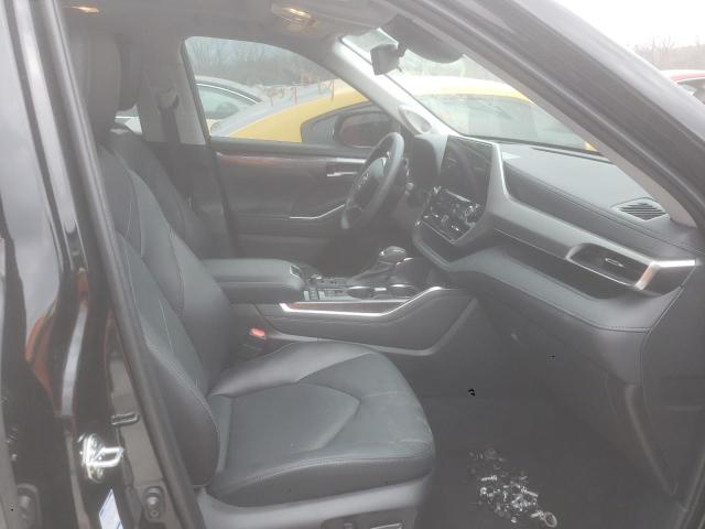 Photo 5 from auction – 2022 TOYOTA HIGHLANDER with VIN 5TDFZRBH5NS172990