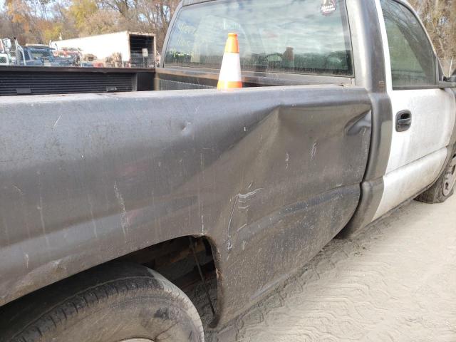Photo 9 from auction – 2000 CHEVROLET SILVERADO with VIN 1GCEC14V5YE412468