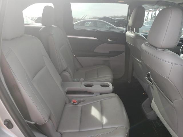 Photo 6 from auction – 2015 TOYOTA HIGHLANDER with VIN 5TDJKRFH5FS183840
