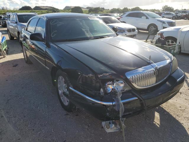 LINCOLN TOWN CAR S 2011 with VIN 2LNBL8CV7BX764935 - Photo from auction
