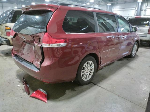 Photo 4 from auction – 2013 TOYOTA SIENNA XLE with VIN 5TDYK3DC0DS294098