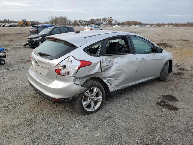 Foto 4 de la subasta – 2014 FORD FOCUS SE con VIN 1FADP3K27EL292397
