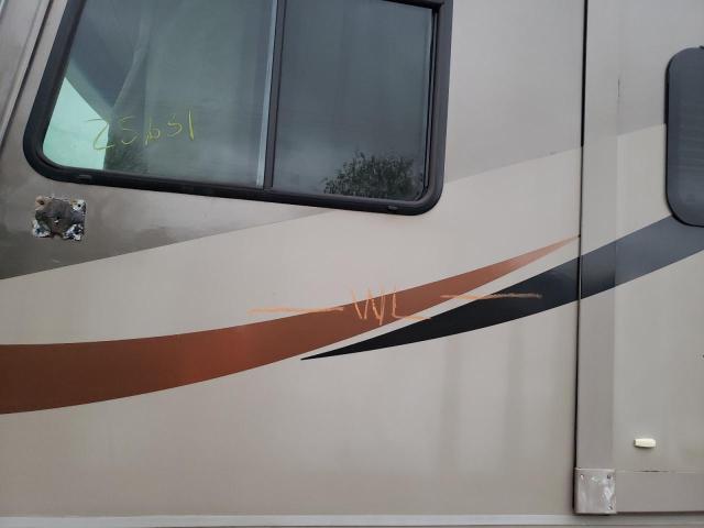 Photo 9 from auction – 2016 COACH CAMPER with VIN 1F65F5DYXG0A15278