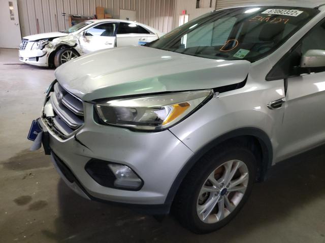 Photo 9 from auction – 2017 FORD ESCAPE SE with VIN 1FMCU9GD6HUE49729