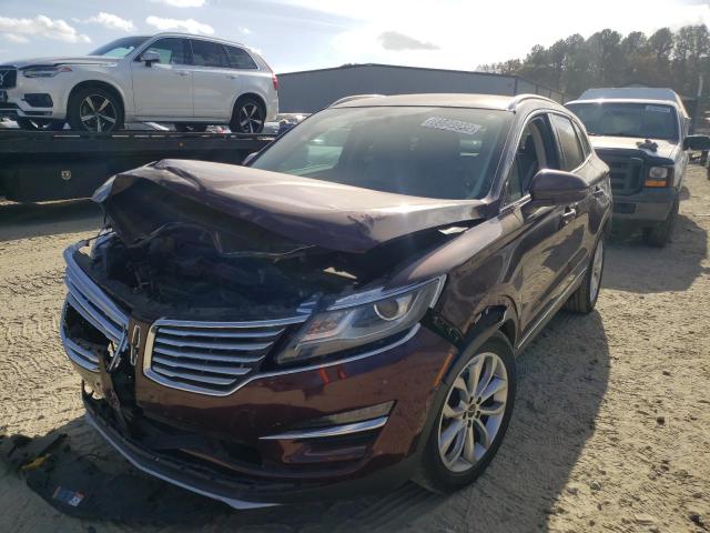 Photo 2 from auction – 2017 LINCOLN MKC SELECT with VIN 5LMCJ2D97HUL27376