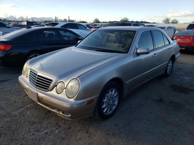 Photo 2 from auction – 2000 MERCEDES-BENZ E 320 4MAT with VIN WDBJF82J0YX033878