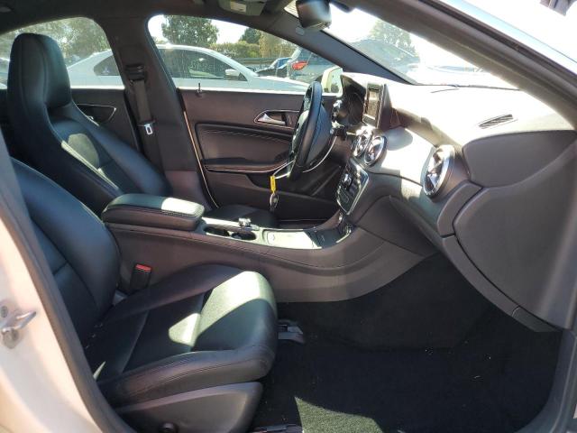 Photo 5 from auction – 2014 MERCEDES-BENZ CLA 250 with VIN WDDSJ4EB8EN032427