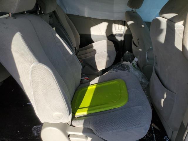 Photo 6 from auction – 2011 TOYOTA SIENNA BAS with VIN 5TDKA3DC6BS008020