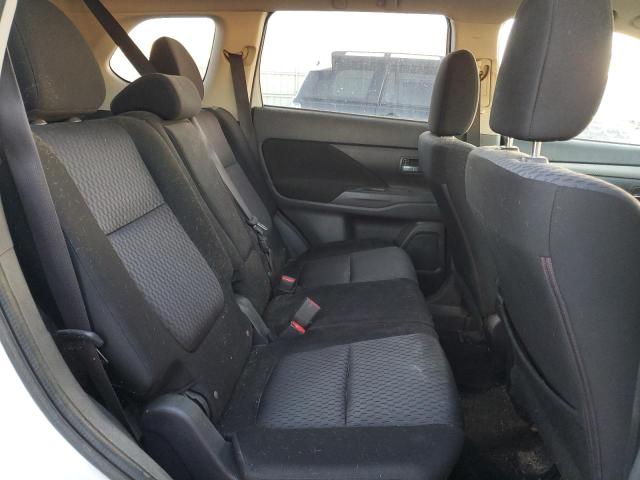 Photo 6 from auction – 2014 MITSUBISHI OUTLANDER with VIN JA4AZ3A36EZ014227