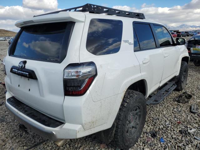 Photo 4 from auction – 2018 TOYOTA 4RUNNER SR with VIN JTEBU5JRXJ5512646