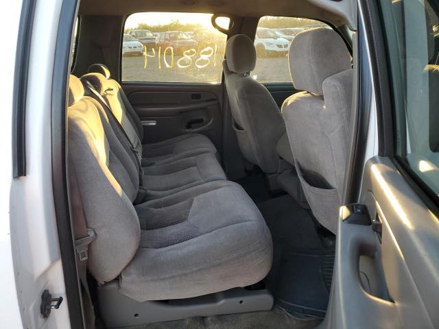 Photo 6 from auction – 2004 CHEVROLET SUBURBAN C with VIN 1GNEC16TX4J130900