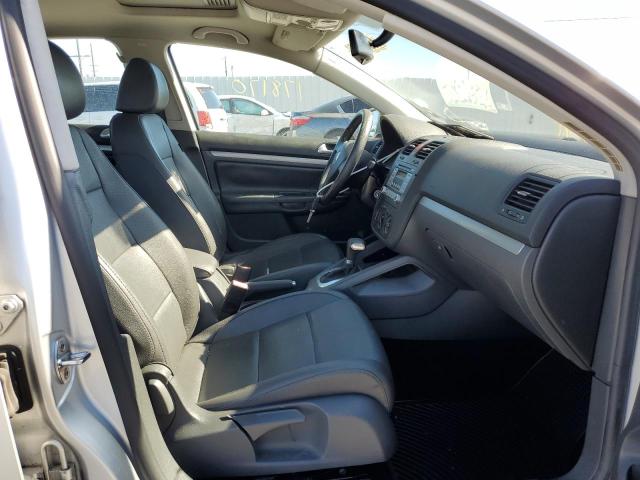 Photo 5 from auction – 2007 VOLKSWAGEN JETTA WOLF with VIN 3VWEF71K87M193631
