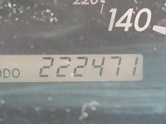 Photo 8 from auction – 2005 TOYOTA CAMRY LE with VIN 4T1BE32K85U622626