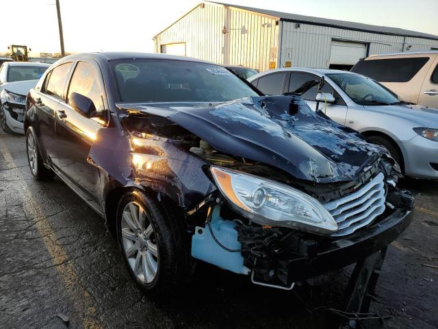 CHRYSLER 200 TOURIN 2013 مع رقم تعريف المركبة 1C3CCBBB3DN601768 - صورة من المزاد