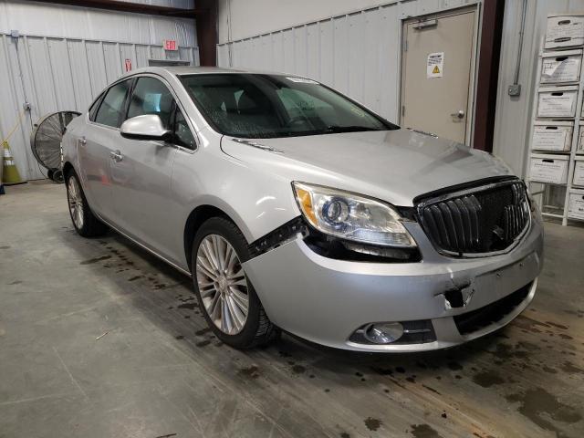 BUICK VERANO 2013 مع رقم تعريف المركبة 1G4PP5SK3D4180073 - صورة من المزاد