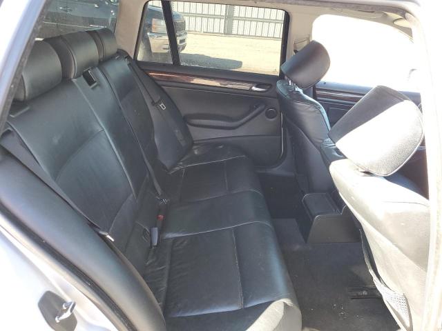 Photo 6 from auction – 2004 BMW 325 IT SUL with VIN WBAAX13494PJ00810
