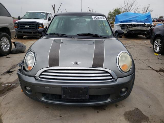 Photo 5 from auction – 2010 MINI COOPER with VIN WMWMF3C59ATZ67356