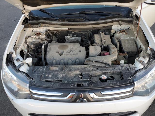 Photo 7 from auction – 2014 MITSUBISHI OUTLANDER with VIN JA4AZ3A36EZ014227