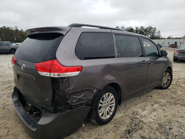 Photo 4 from auction – 2012 TOYOTA SIENNA XLE with VIN 5TDYK3DC0CS278482