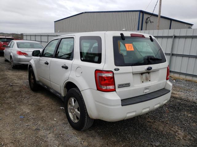 Photo 3 from auction – 2011 FORD ESCAPE XLS with VIN 1FMCU0C71BKA09562