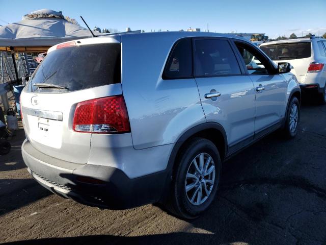Photo 4 from auction – 2013 KIA SORENTO LX with VIN 5XYKTDA65DG418791