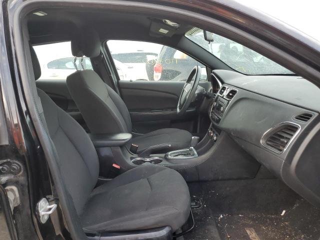 Photo 5 from auction – 2014 CHRYSLER 200 LX with VIN 1C3CCBABXEN231339