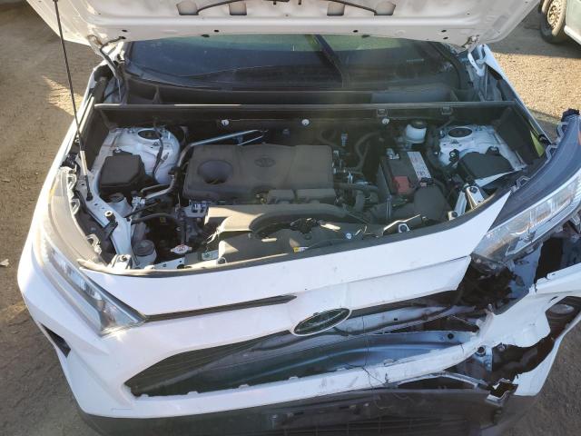 Photo 7 from auction – 2019 TOYOTA RAV4 XLE with VIN JTMP1RFV6KD014449