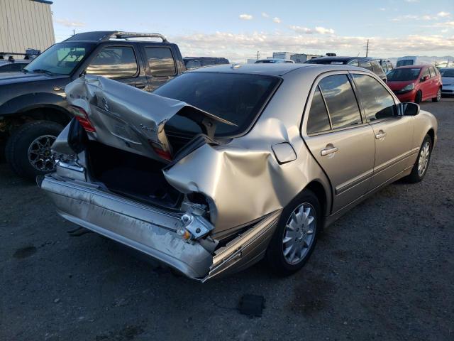 Photo 4 from auction – 2000 MERCEDES-BENZ E 320 4MAT with VIN WDBJF82J0YX033878