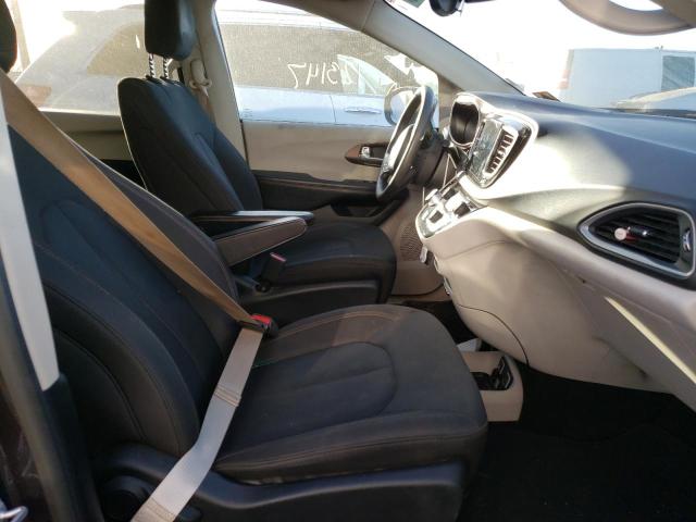 Photo 5 from auction – 2017 CHRYSLER PACIFICA T with VIN 2C4RC1DG5HR592640