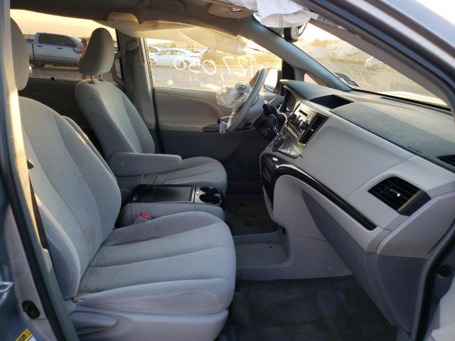 Photo 5 from auction – 2013 TOYOTA SIENNA LE with VIN 5TDKK3DC0DS378637