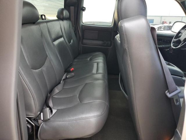 Photo 6 from auction – 2003 CHEVROLET SILVERADO with VIN 2GCEK19T031155594