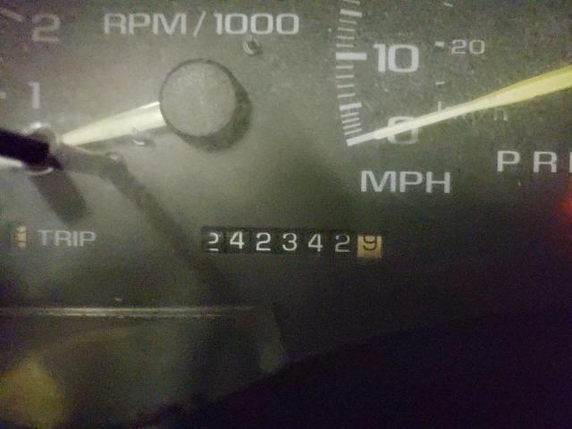 Photo 8 from auction – 1996 CHEVROLET GMT-400 C1 with VIN 2GCEC19R6T1146495