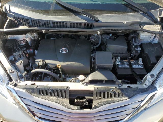 Photo 7 from auction – 2017 TOYOTA SIENNA XLE with VIN 5TDDZ3DC1HS151614