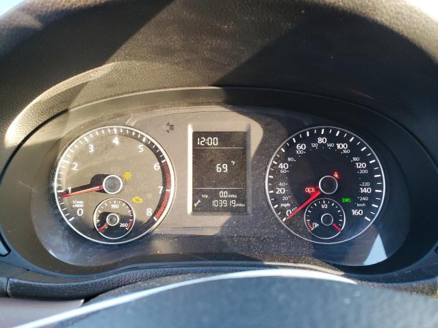 Photo 8 from auction – 2013 VOLKSWAGEN PASSAT S with VIN 1VWAP7A30DC132873