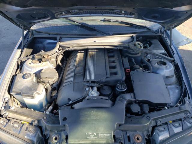 Photo 7 from auction – 2001 BMW 325 CI with VIN WBABS33401JY55695