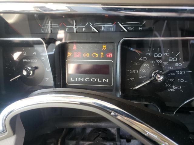 Photo 8 from auction – 2012 LINCOLN NAVIGATOR with VIN 5LMJJ2J50CEL05618