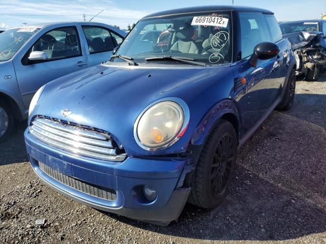 Photo 2 from auction – 2009 MINI COOPER with VIN WMWMF33559TW70323