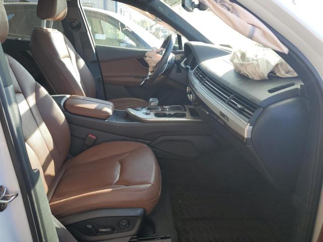 Photo 5 from auction – 2019 AUDI Q7 PREMIUM with VIN WA1LHAF78KD045631
