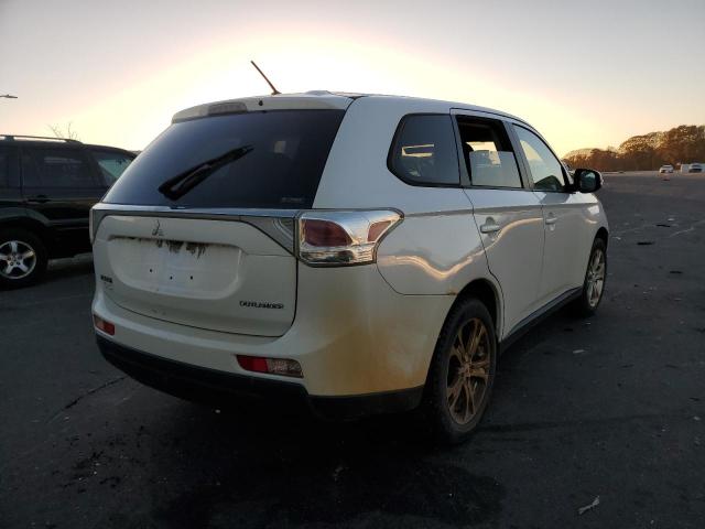 Photo 4 from auction – 2014 MITSUBISHI OUTLANDER with VIN JA4AZ3A36EZ014227