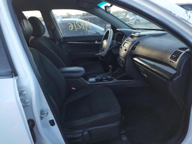 Photo 5 from auction – 2015 KIA SORENTO LX with VIN 5XYKT3A62FG604818