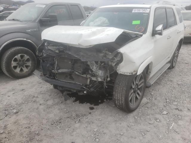 Photo 9 from auction – 2018 TOYOTA 4RUNNER SR with VIN JTEBU5JR2J5484132