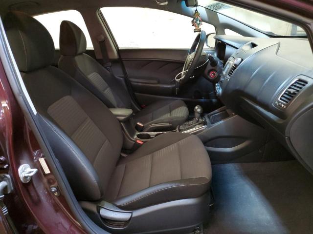 Photo 5 from auction – 2017 KIA FORTE LX with VIN 3KPFL4A72HE068971