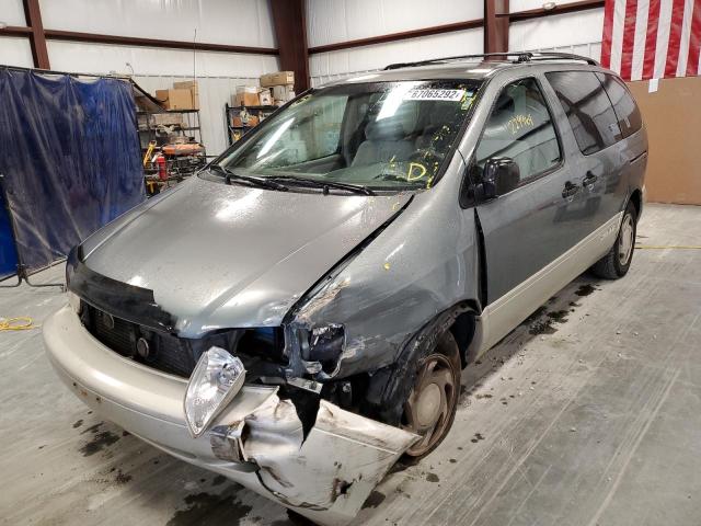 Photo 2 from auction – 1998 TOYOTA SIENNA LE with VIN 4T3ZF13CXWU084530