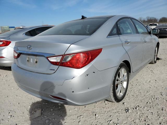 Photo 4 from auction – 2012 HYUNDAI SONATA SE with VIN 5NPEC4AC2CH425224