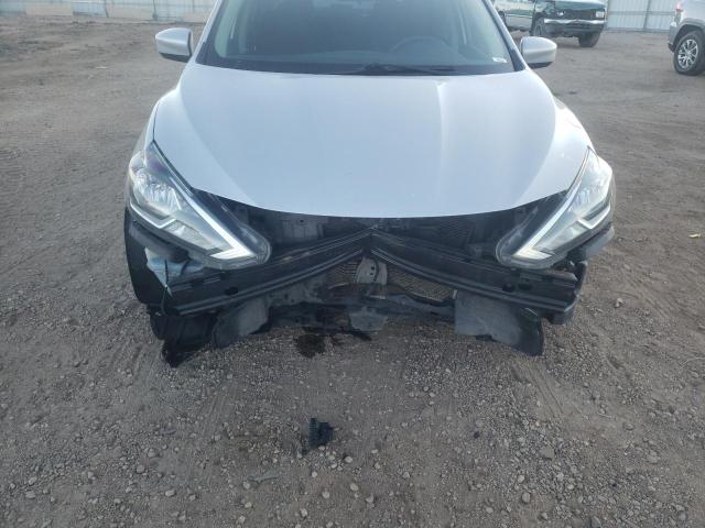 Photo 9 from auction – 2017 NISSAN SENTRA with VIN 3N1AB7AP5HY263883