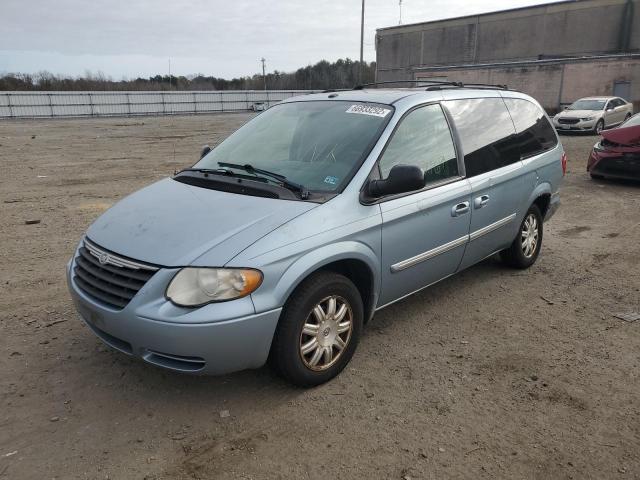 Photo 2 from auction – 2006 CHRYSLER TOWN & COU with VIN 2A4GP54L36R823087