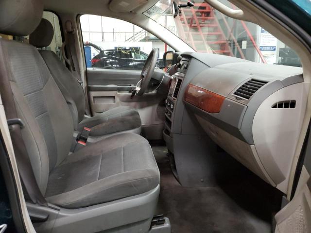 Photo 5 from auction – 2009 CHRYSLER TOWN & COU with VIN 2A8HR44E69R536095